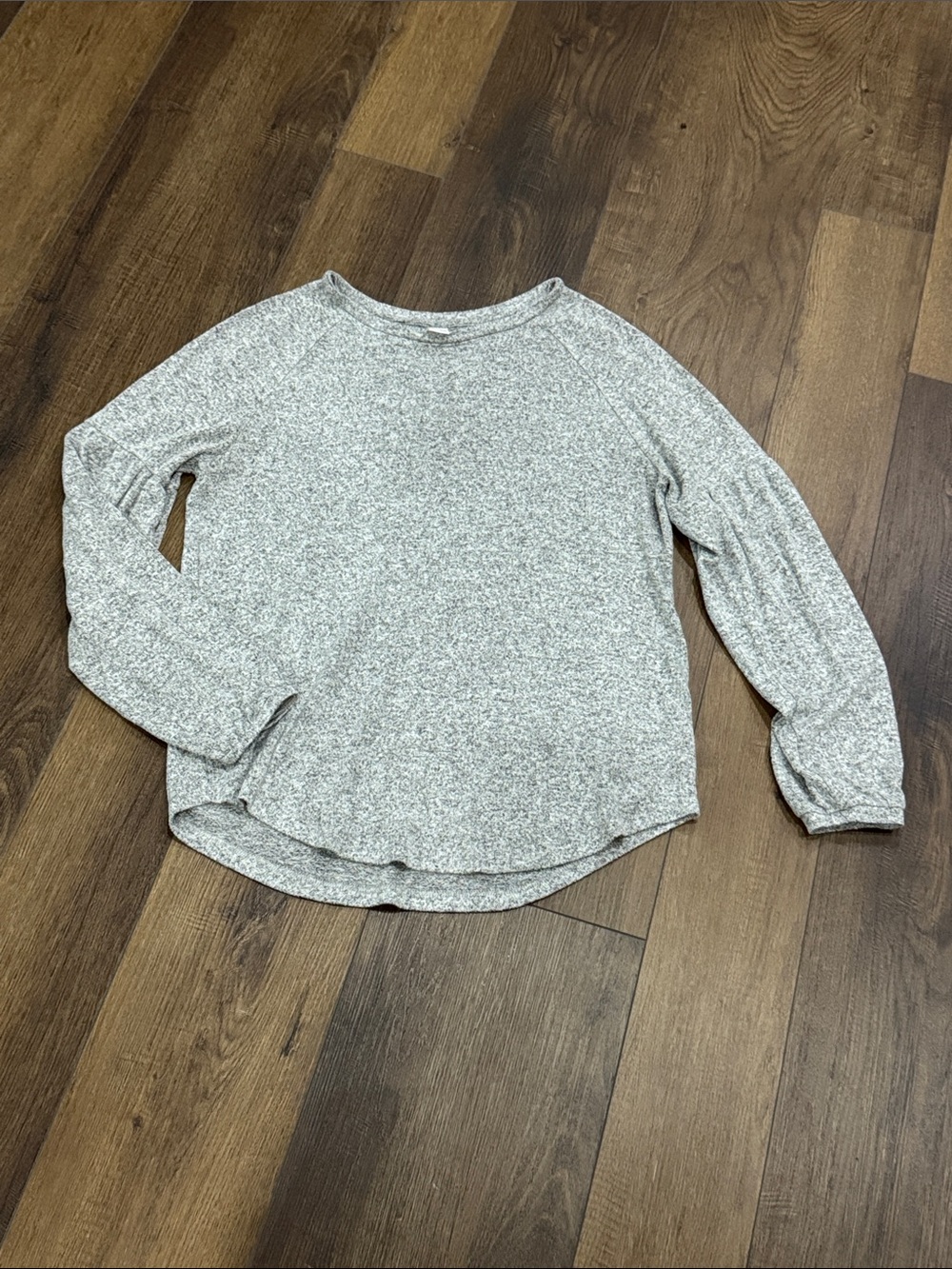 Old Navy Luxe Heather Gray Long-Sleeve Women's Top